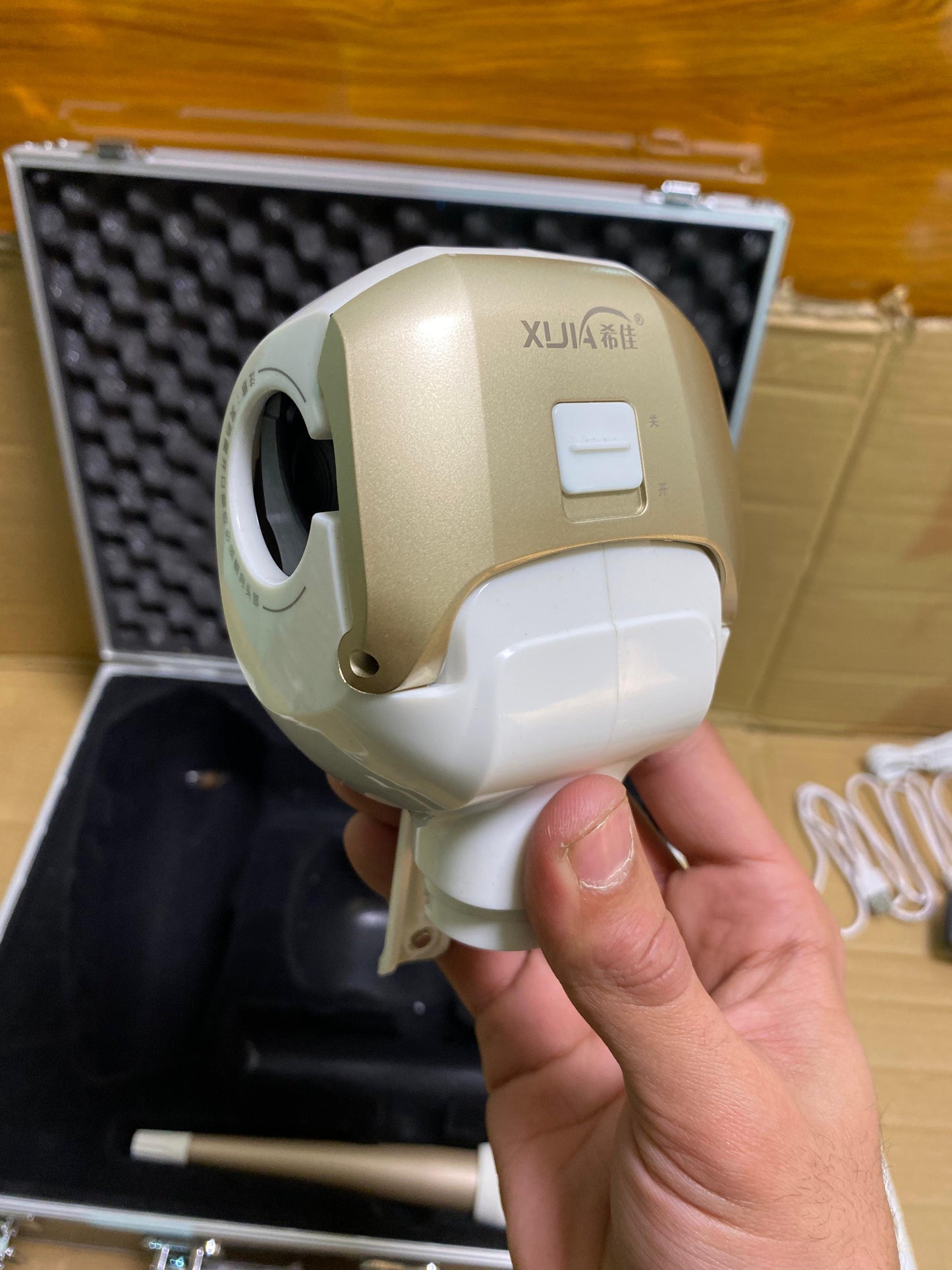 4-in-1 Complete Styling Kit!