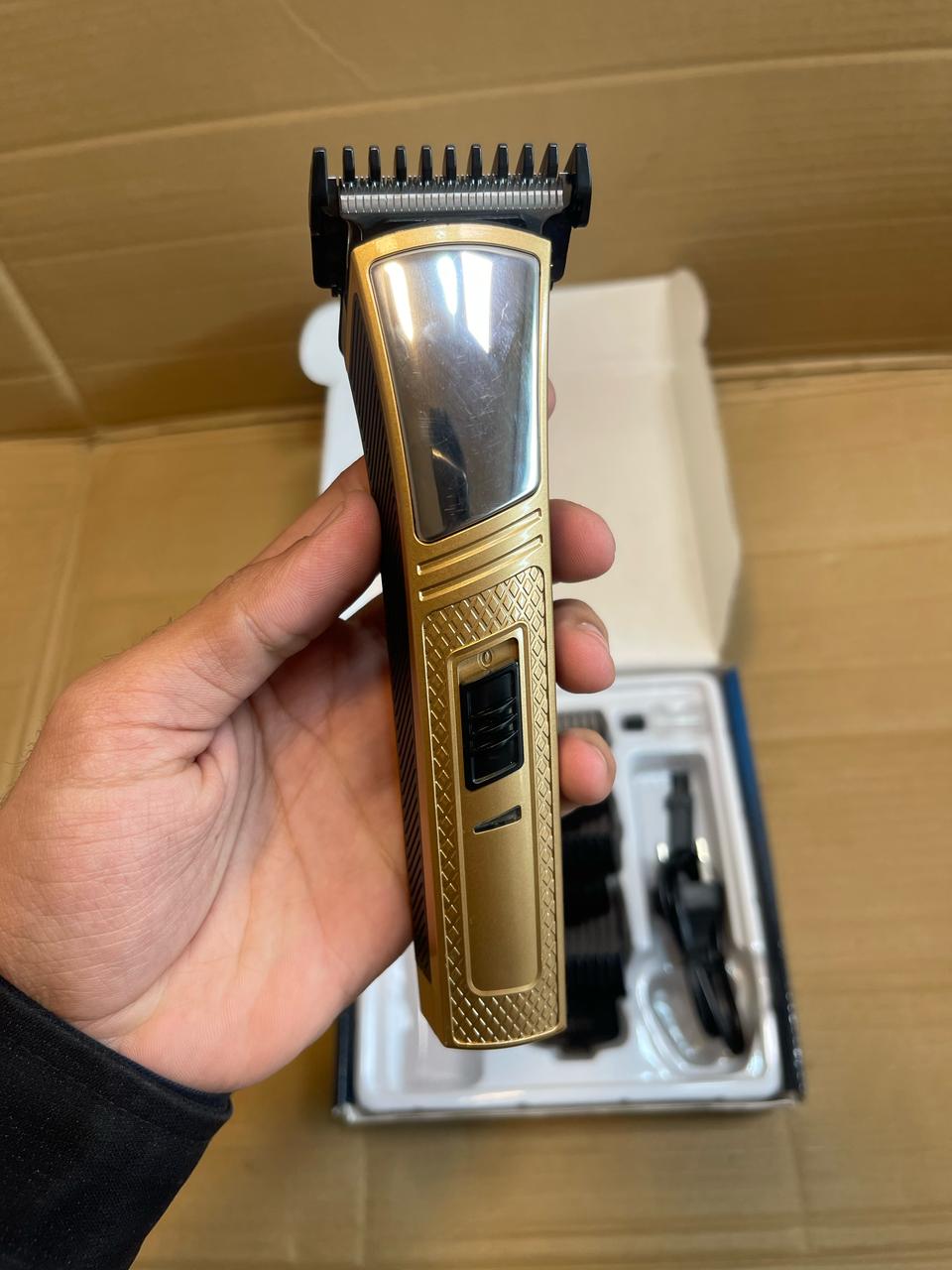 Kemei KM-5071  Rechargeable Hair Clipper